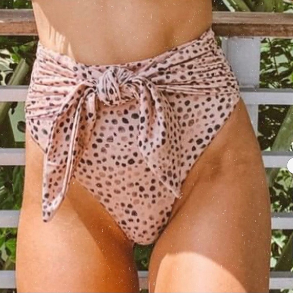 Tacoola Farrah High Waist Bottoms